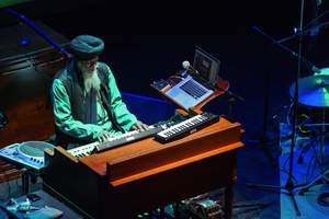 Die Hammond B3 in Aktion: hier mit Lonnie Smith. © Shutterstock 